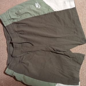 Mens Nike Shorts size large